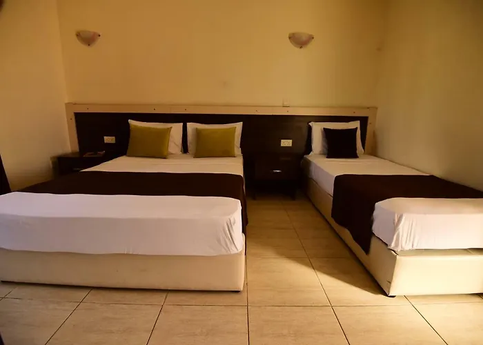 מלון Club Simena 3*