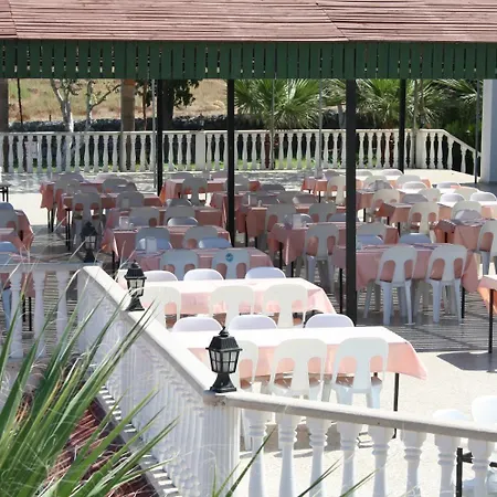 Club Simena 3*