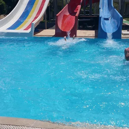 Club Simena 3*